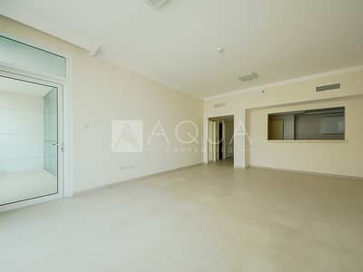 Amazing Deal-Spacious Unit-12 Cheques Amazing Deal-Spacious Unit-12 Cheques
