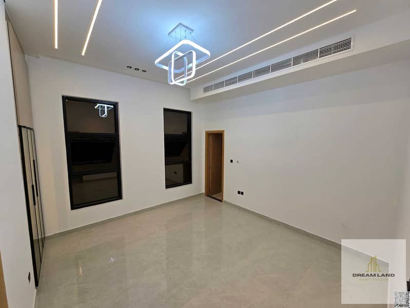 9 batch_20251025_185032. jpg