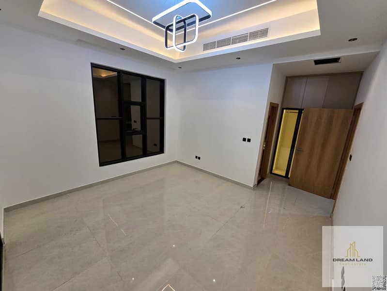 14 batch_20251025_185239. jpg