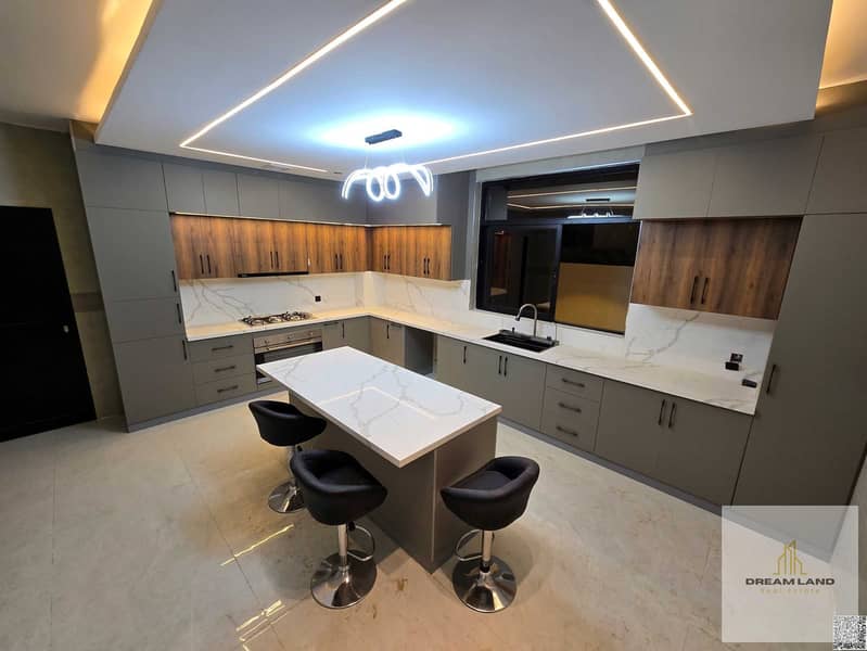 20 batch_20251025_185100. jpg