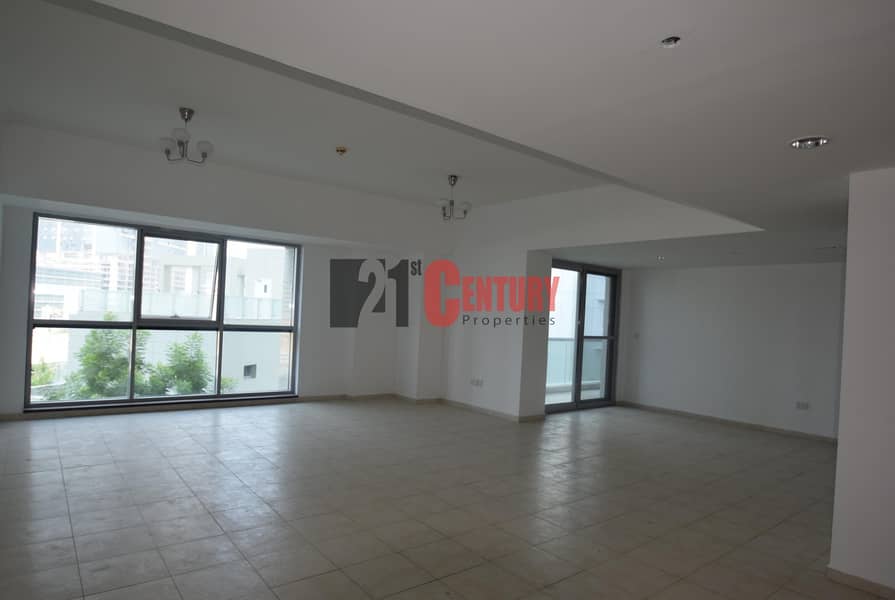 HOT Deal! Vacant 3BR+Maid Executive Towers