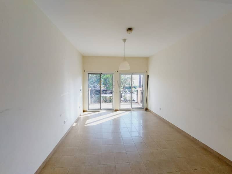 Lush Green Garden | Sunny and Bright | Upgraded - Image 16