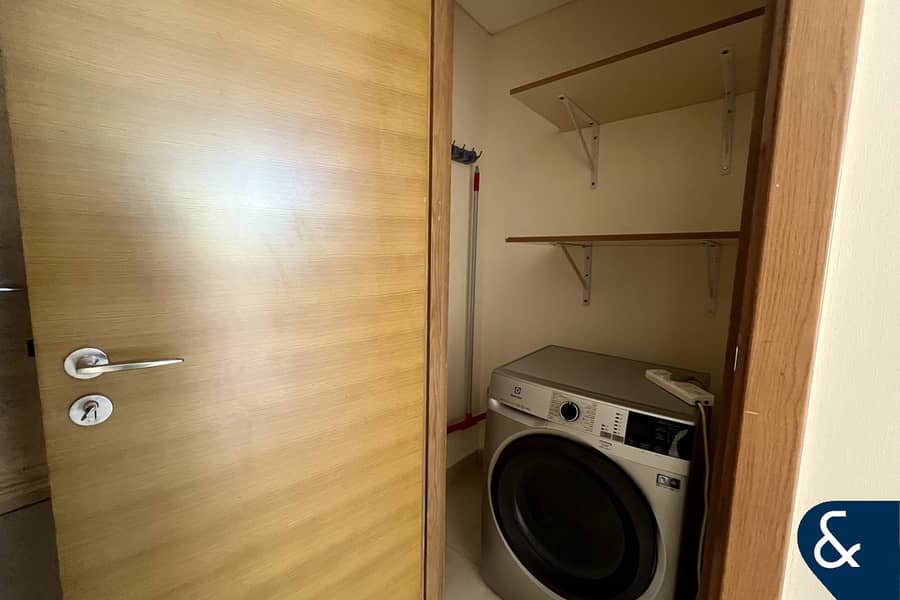 Investment | View of Boulevard | Large layout - Image 8