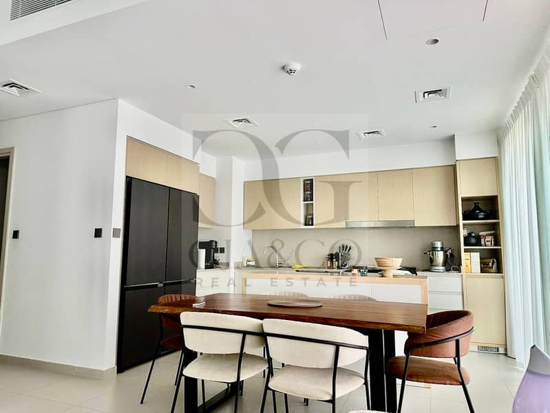 Vacant Dec | Landscaped | Close To Pool/Park