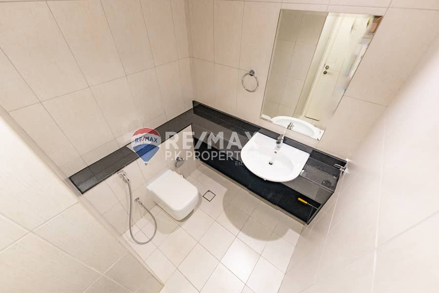 Fully Furnished | Spacious | Prime Location - Image 8