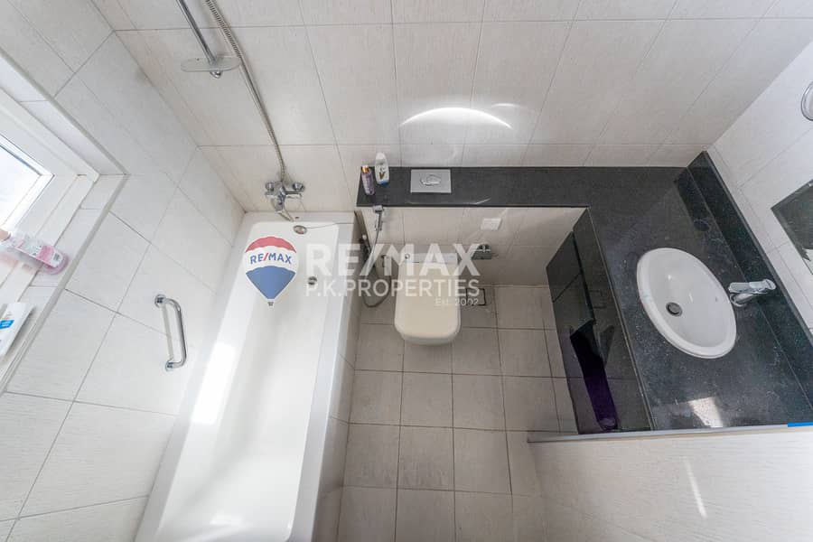 Fully Furnished | Spacious | Prime Location - Image 17