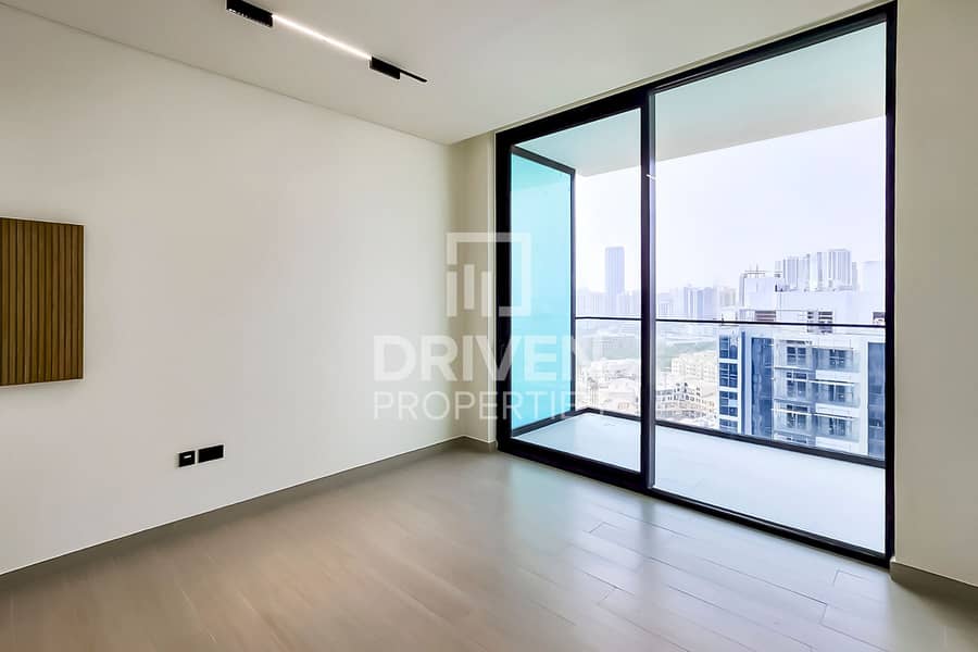 Brand New and Vacant Studio | Alexa System