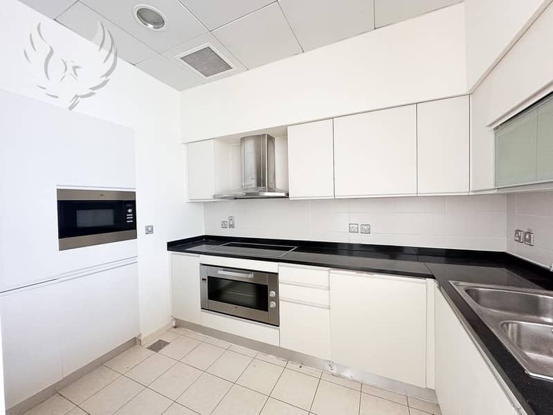 High Floor | Atlantis View | Upgraded