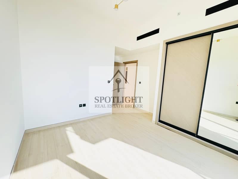 Spacious 2 Bed | Higher Floor | 2 Huge Balconies - Image 12