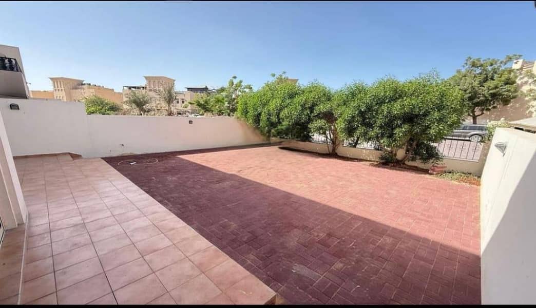 9 WhatsApp Image 2025-11-19 at 10.09. 15 (1). jpeg