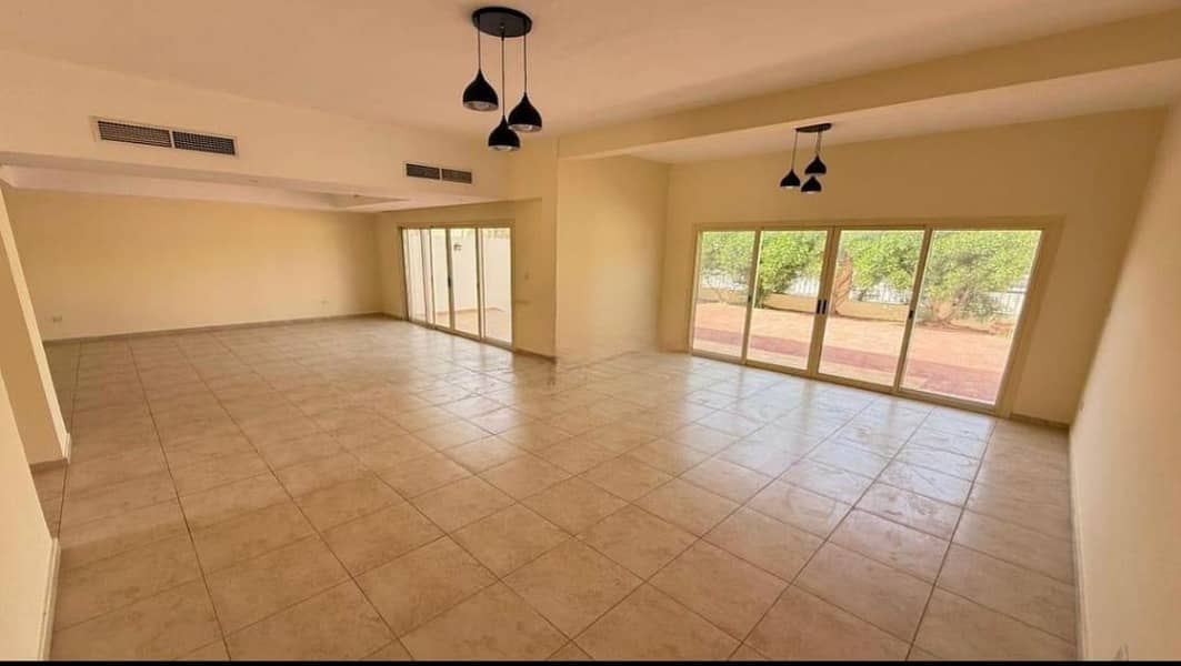 10 WhatsApp Image 2025-11-19 at 10.09. 10 (1). jpeg