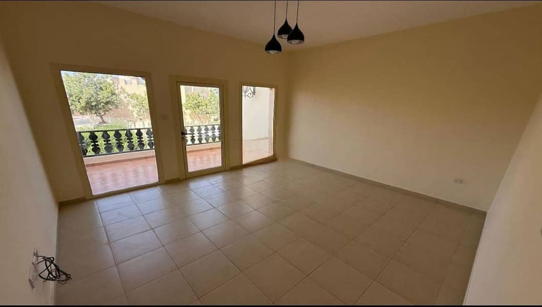 12 WhatsApp Image 2025-11-19 at 10.09. 13. jpeg