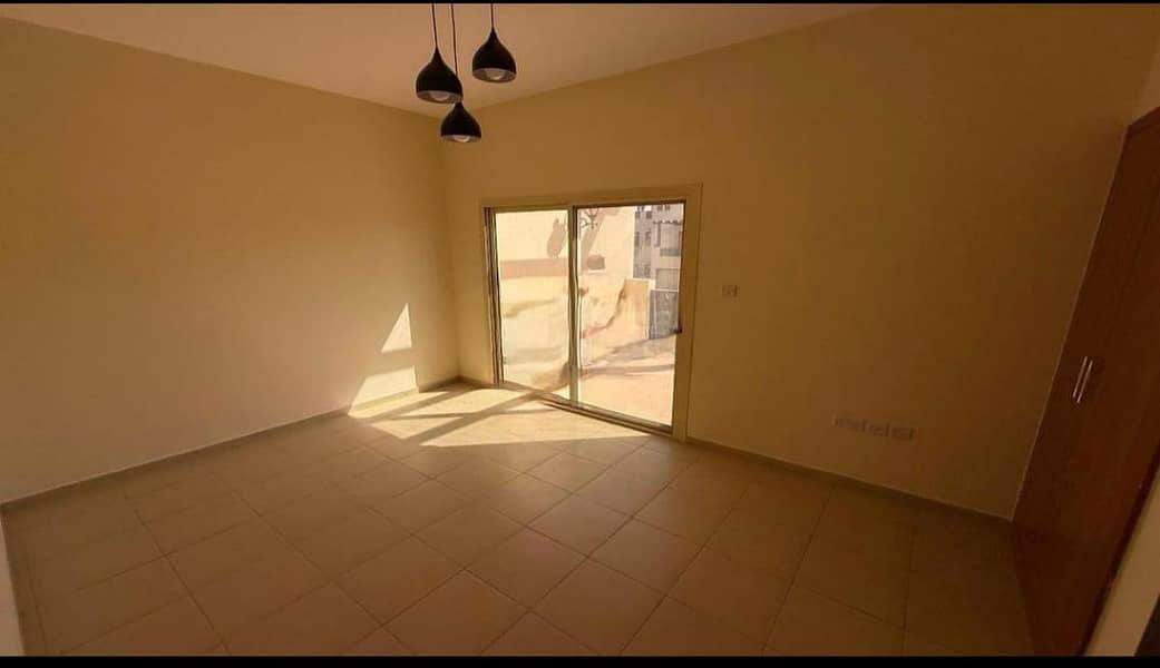 15 WhatsApp Image 2025-11-19 at 10.09. 09. jpeg