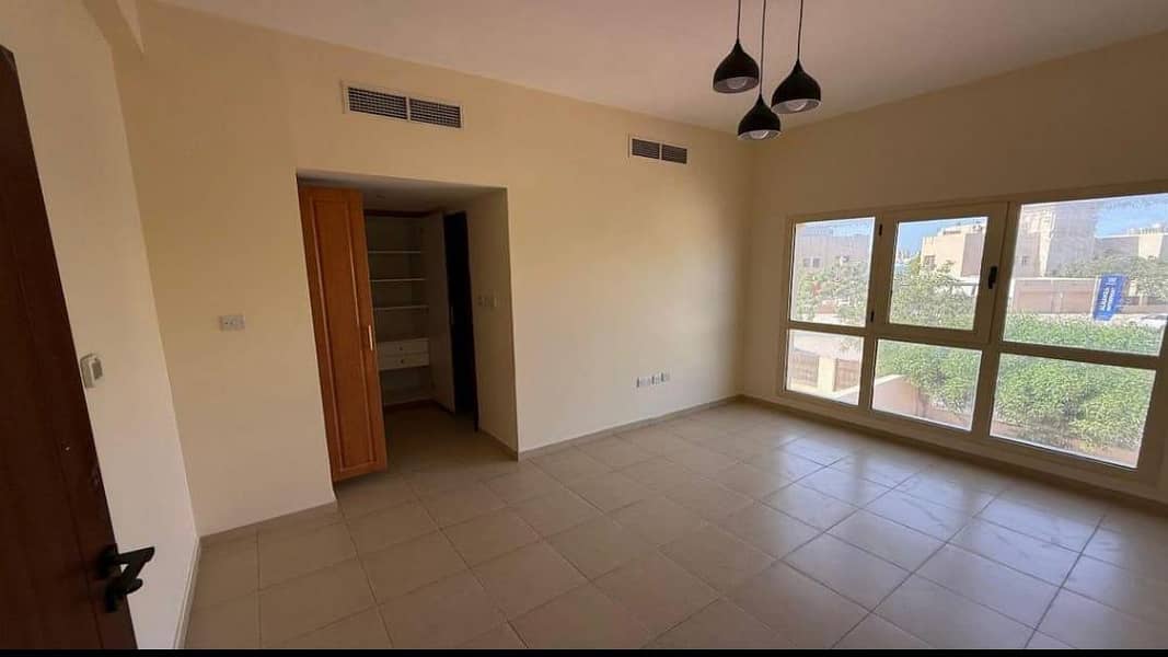 13 WhatsApp Image 2025-11-19 at 10.09. 13 (1). jpeg