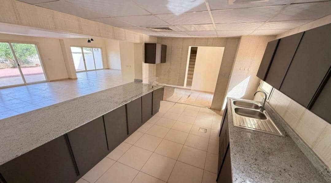 19 WhatsApp Image 2025-11-19 at 10.09. 16 (1). jpeg