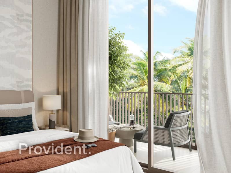 Handover soon | Boulevard and Partial Canal View