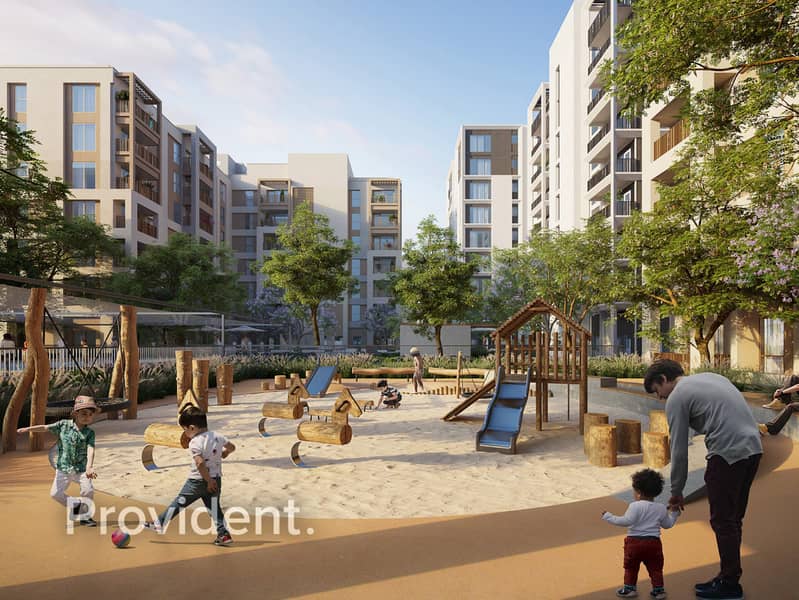 Handover soon | Boulevard and Partial Canal View - Image 10