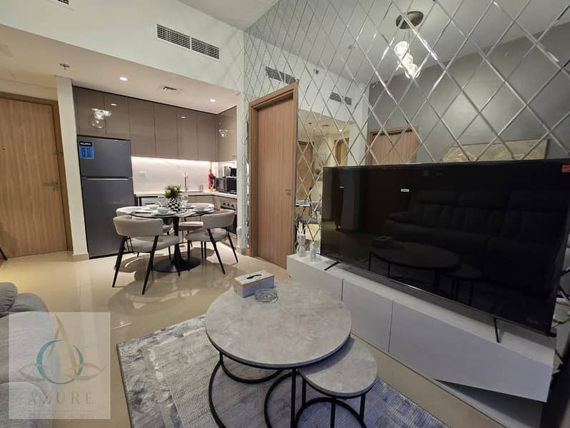 Luxury 2-Bedroom Apartment with Burj Khalifa View