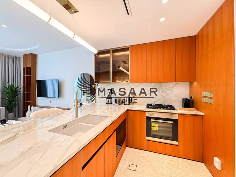 Ultra Luxury Living | Fully Furnished | Vacant | - Image 25