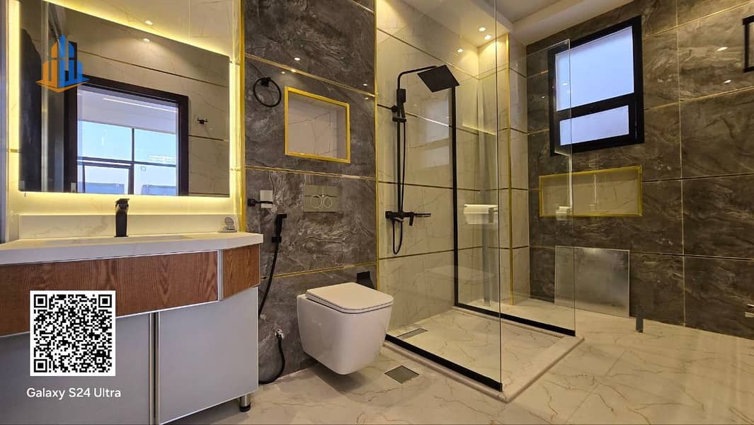 19 photo_5834675821824642863_y. jpg