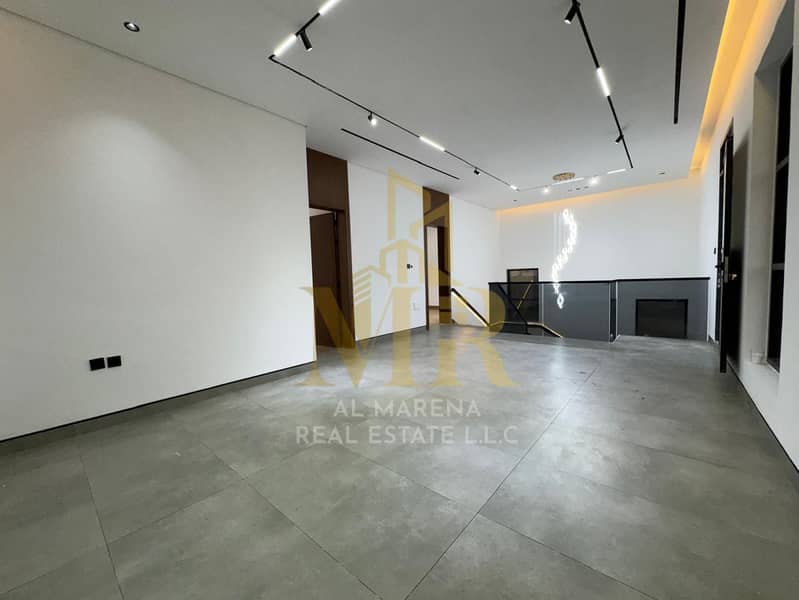 44 IMG-20250928-WA0178. jpg