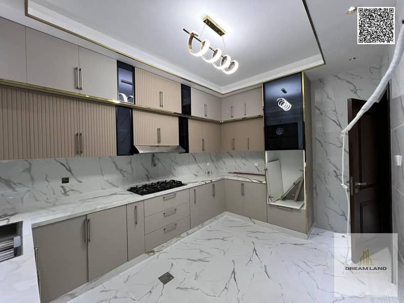 8 batch_WhatsApp Image 2025-11-10 at 5.49. 01 PM (1). jpg