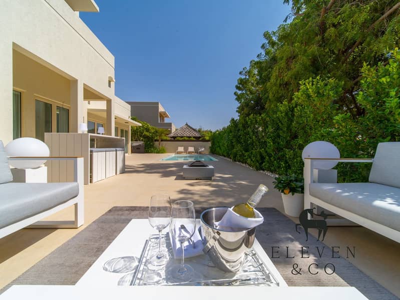 Park Backing | Fully Upgraded | 5 bed