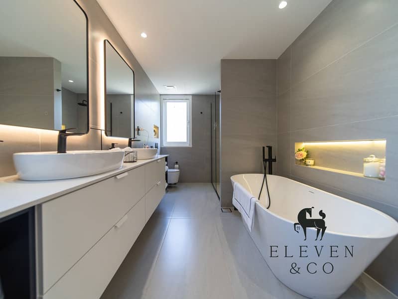 Park Backing | Fully Upgraded | 5 bed - Image 9