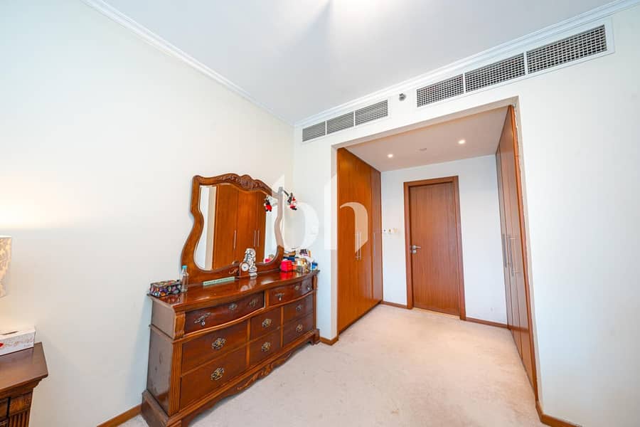 Skyline Serenity | Luxury 4-Bed Apartment | Vacant