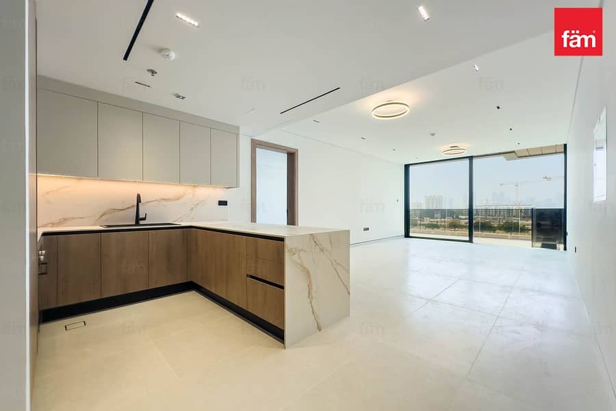Brand New | Spacious | Luxury Apartment - Image 2