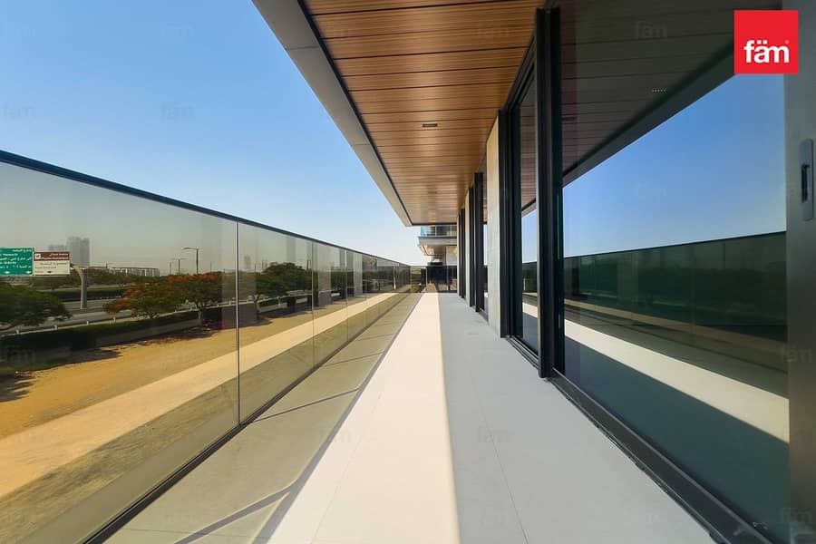 Brand New | Spacious | Luxury Apartment - Image 6