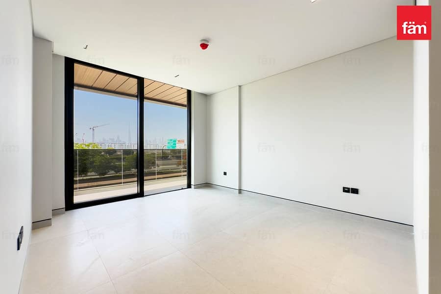 Brand New | Spacious | Luxury Apartment - Image 9