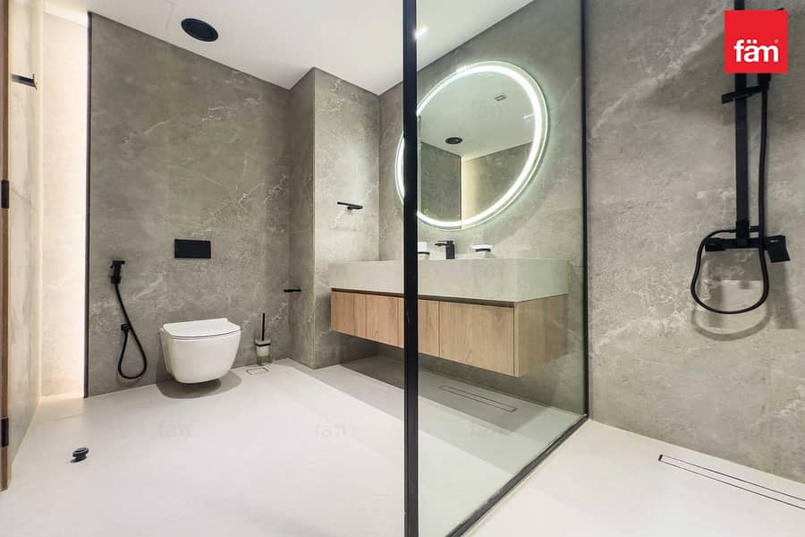 Brand New | Spacious | Luxury Apartment - Image 15