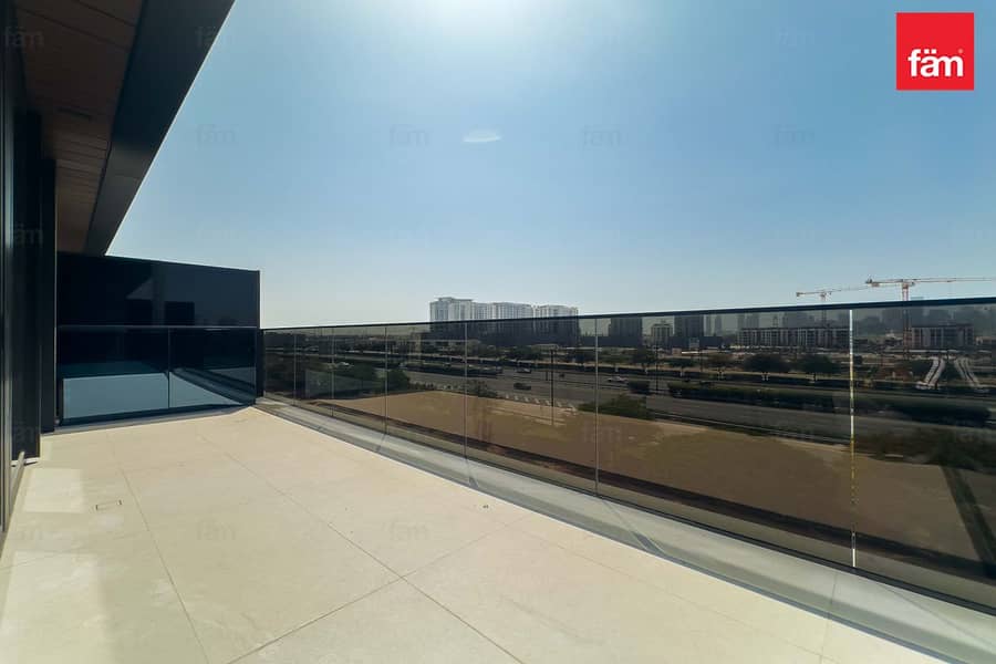 Brand New | Spacious | Luxury Apartment - Image 18