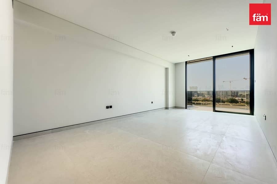 Brand New | Spacious | Luxury Apartment - Image 19