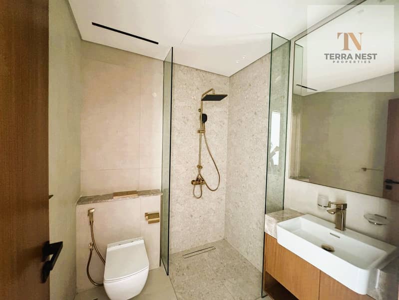 LUXURY 3 BR + POOL | BIGGER LAYOUT | HIGH FLOOR - Image 8