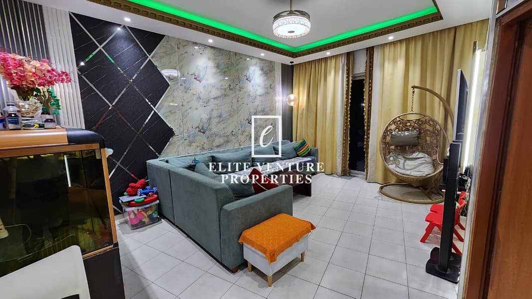 VACANT | PRIME LOCATION | SPACIOUS |