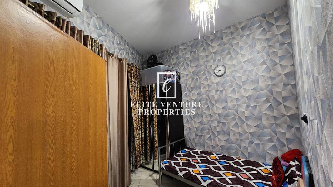 VACANT | PRIME LOCATION | SPACIOUS | - Image 12