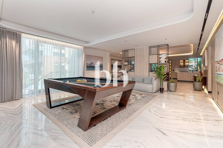 2 Floors plus Rooftop | Furnished | Bills Included