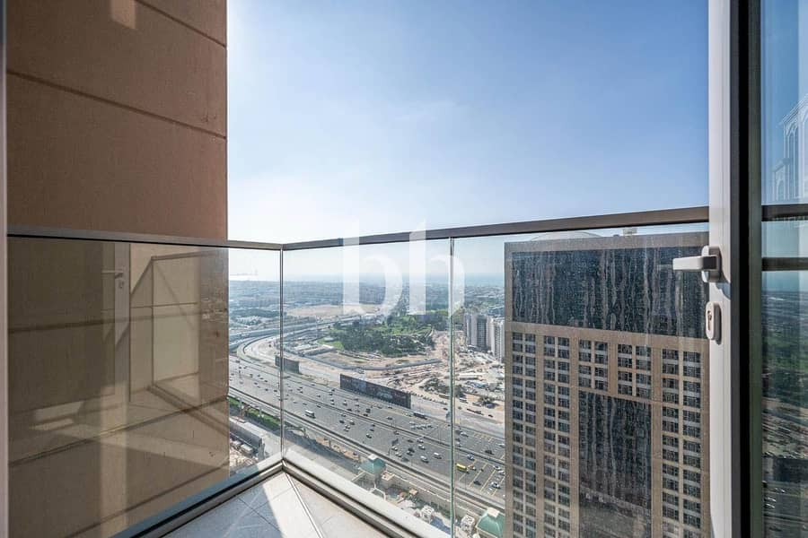 Vacant Now | Unfurnished | Maid Room and Balcony