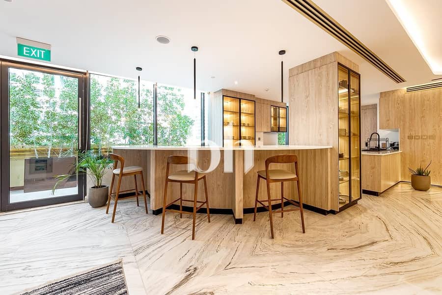 2 Floors plus Rooftop | Furnished | Bills Included - Image 13