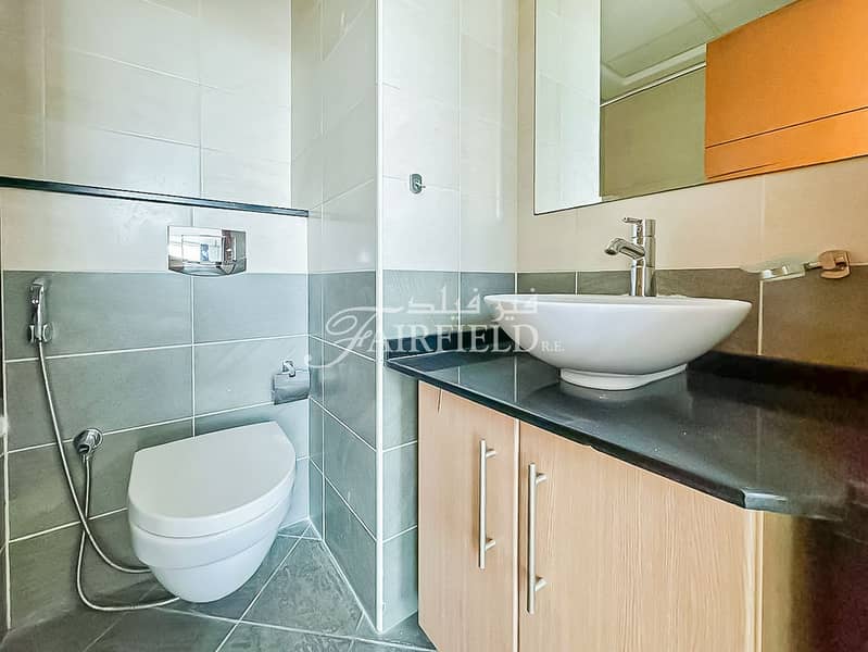 Partial Sea View | Unfurnished spacious apt - Image 10