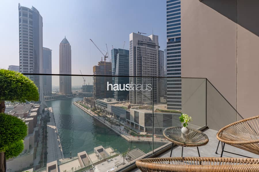 Elegant Canal-Facing Studio | Newly Furnished