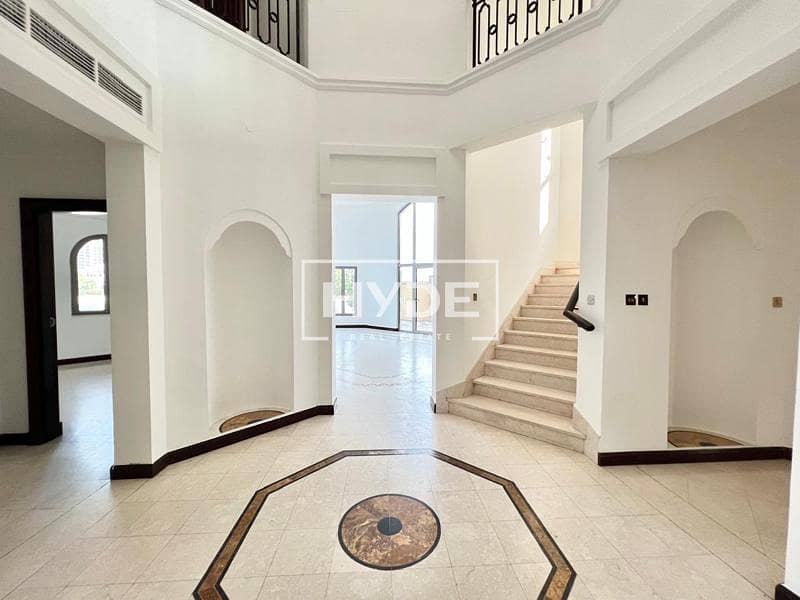 Central Rotunda | Unfurnished | Vacant Now - Image 8