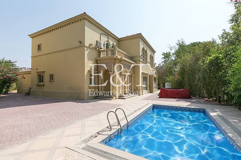 Best Priced 4 BR Spanish Entertainment | JI Best Priced 4 BR Spanish Entertainment | JI