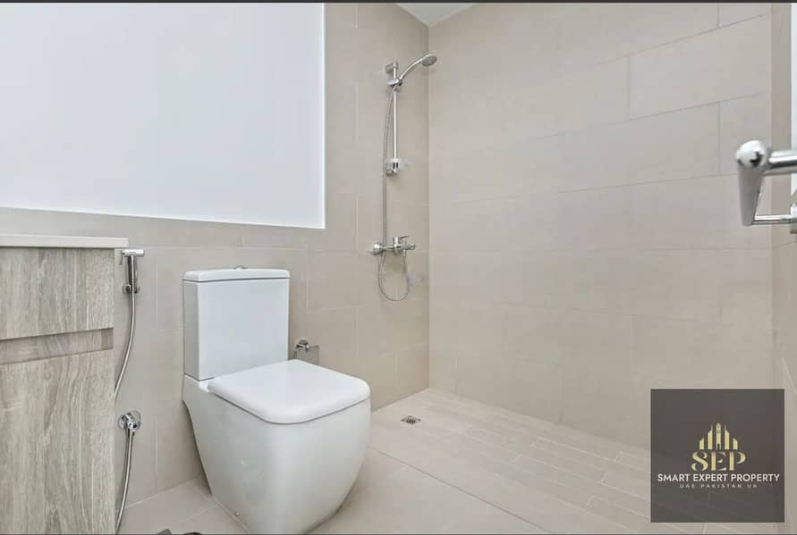 Pool View | Available Late December | Spacious - Image 6