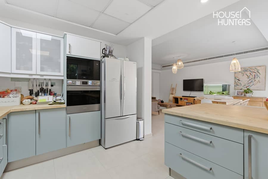 NEW Exclusively listed Fully Upgraded and Extended - Image 25