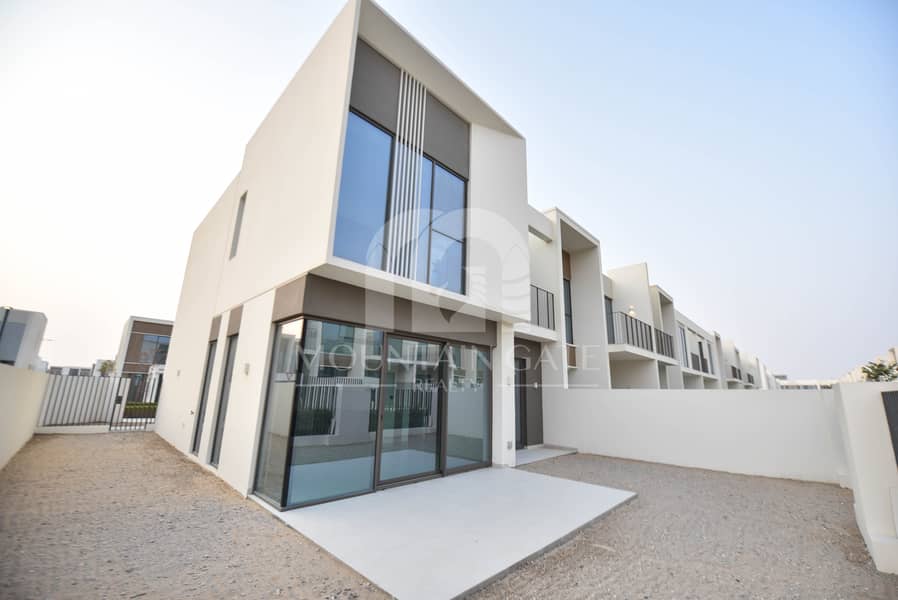 Corner Villa | Near Pool N Golden Beach