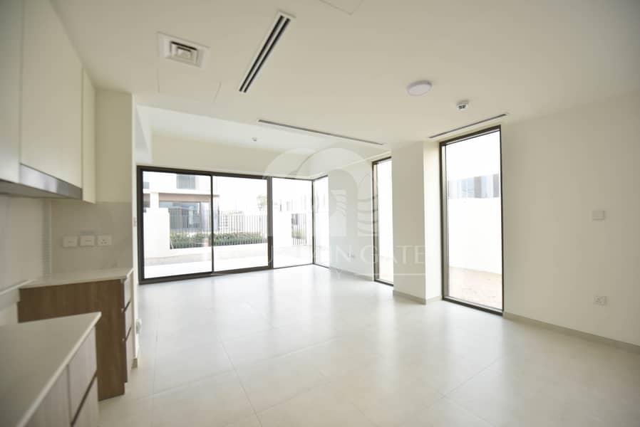 Corner Villa | Near Pool N Golden Beach