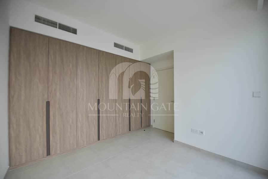 Corner Villa | Near Pool N Golden Beach - Image 6